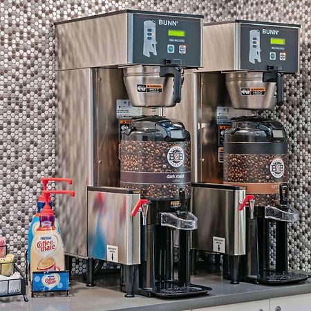 ホテル エクステンデッド ステイ アメリカ マイアミ コーラル ゲーブルズ エクステリア 写真
